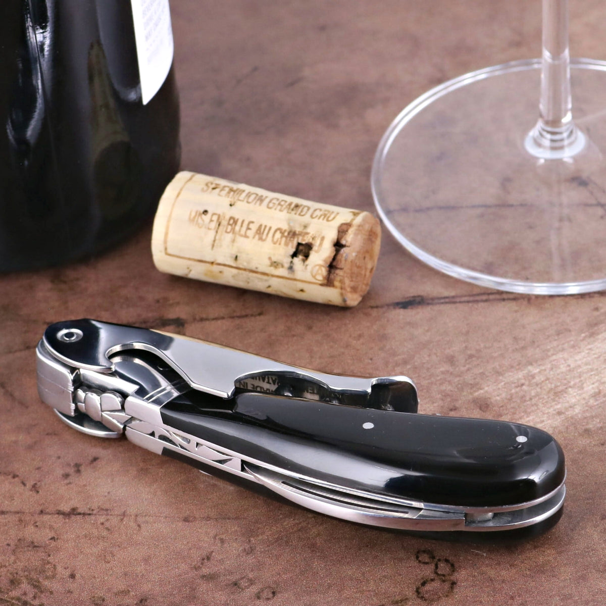 Laguiole Magnum Black Horn Tip Corkscrew - E