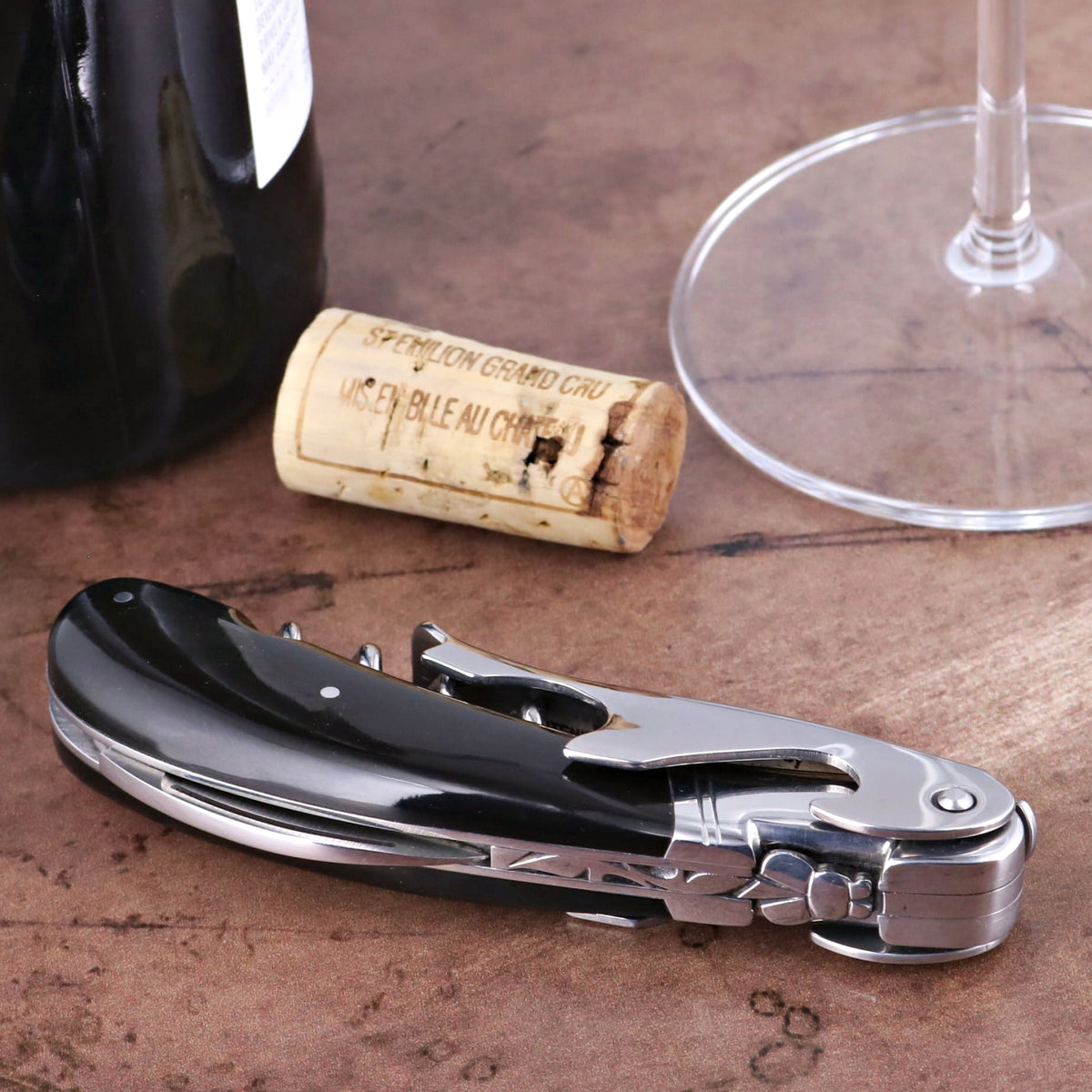 Laguiole Magnum Black Horn Tip Corkscrew - E