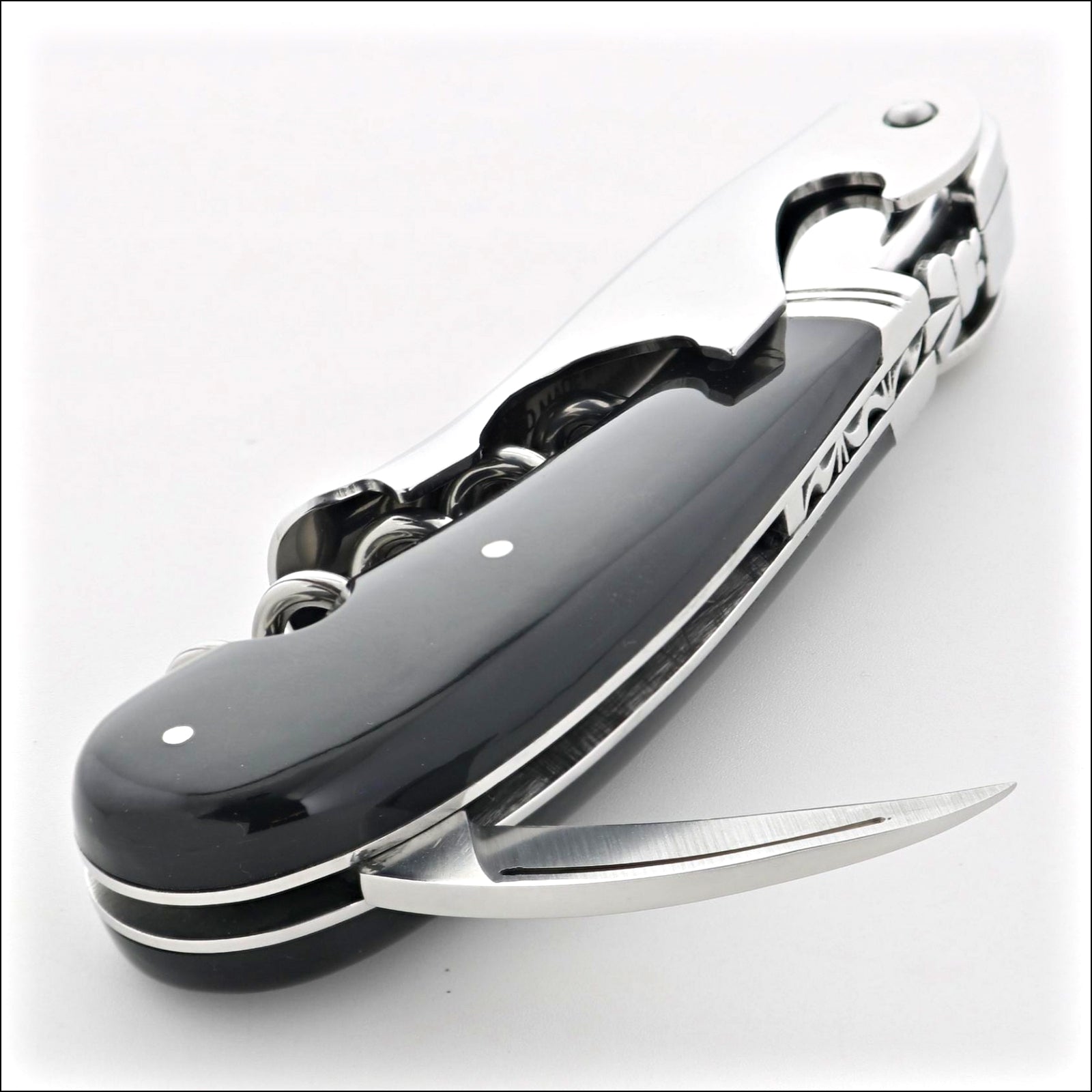 Laguiole Magnum Black Horn Tip Corkscrew - E