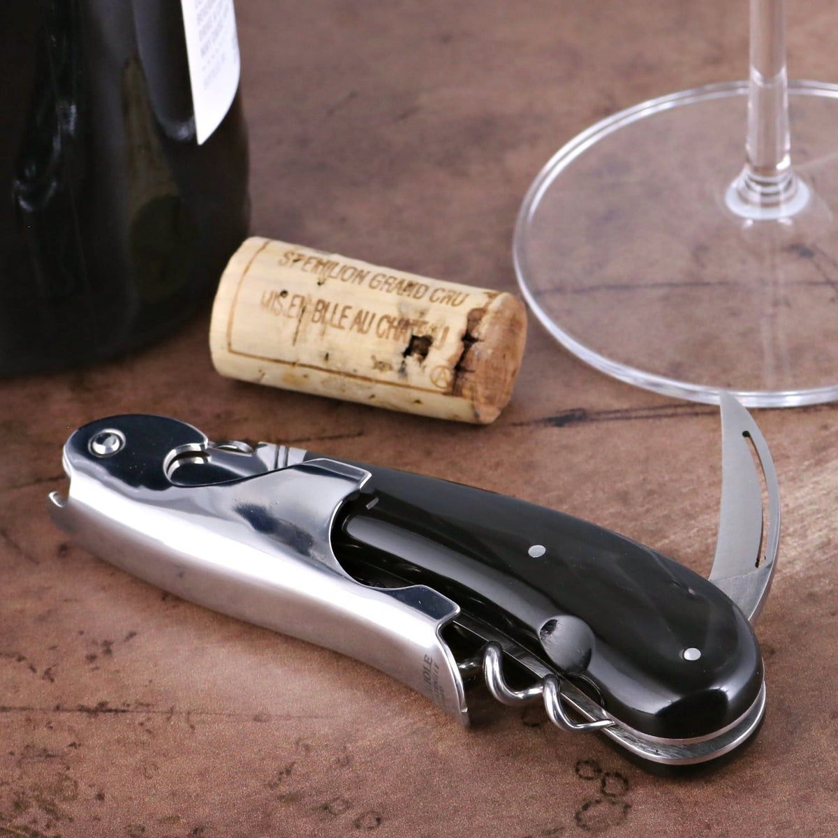 Laguiole Magnum Black Horn Tip Corkscrew - G