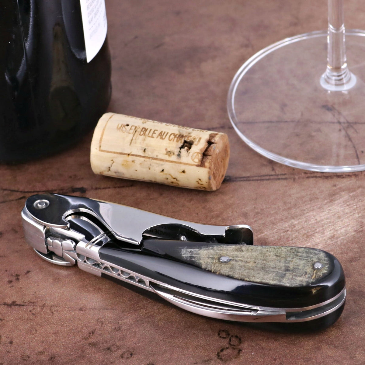 Laguiole Magnum Buffalo Bark Corkscrew - D