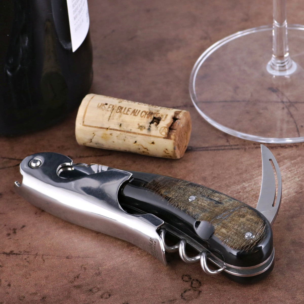 Laguiole Magnum Buffalo Bark Corkscrew - D