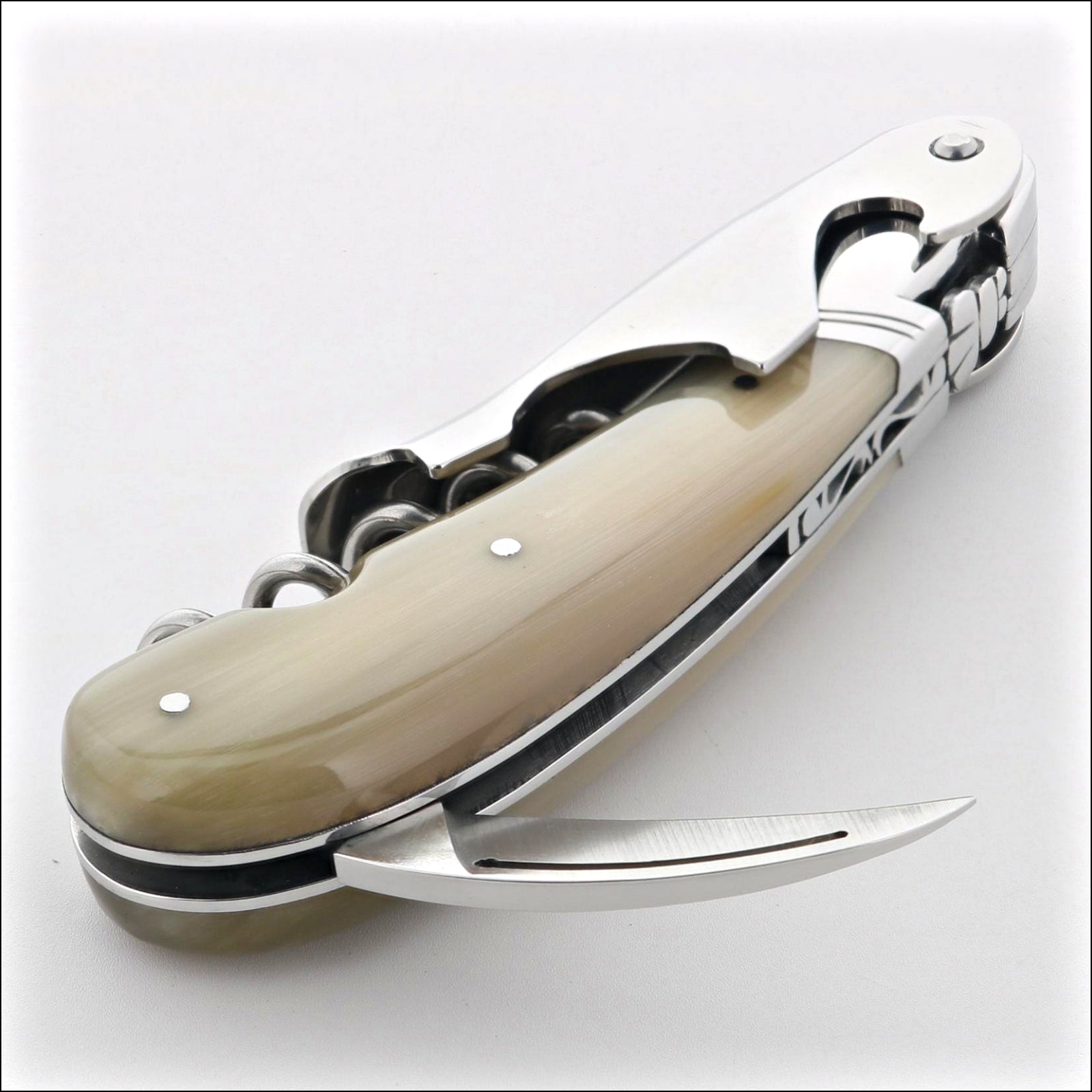 Laguiole Magnum Horn Tip Corkscrew - H