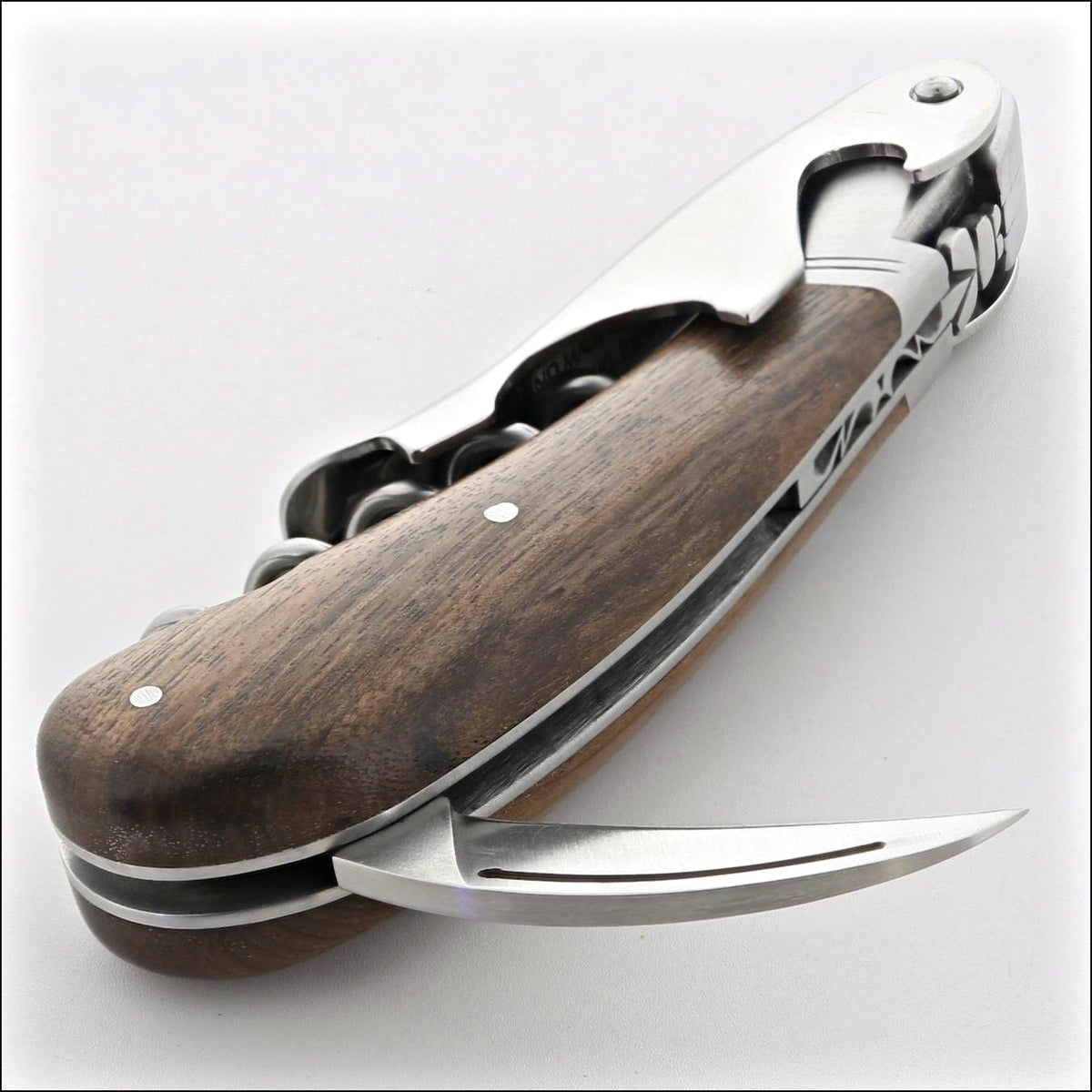 Laguiole Magnum Walnut Corkscrew - F