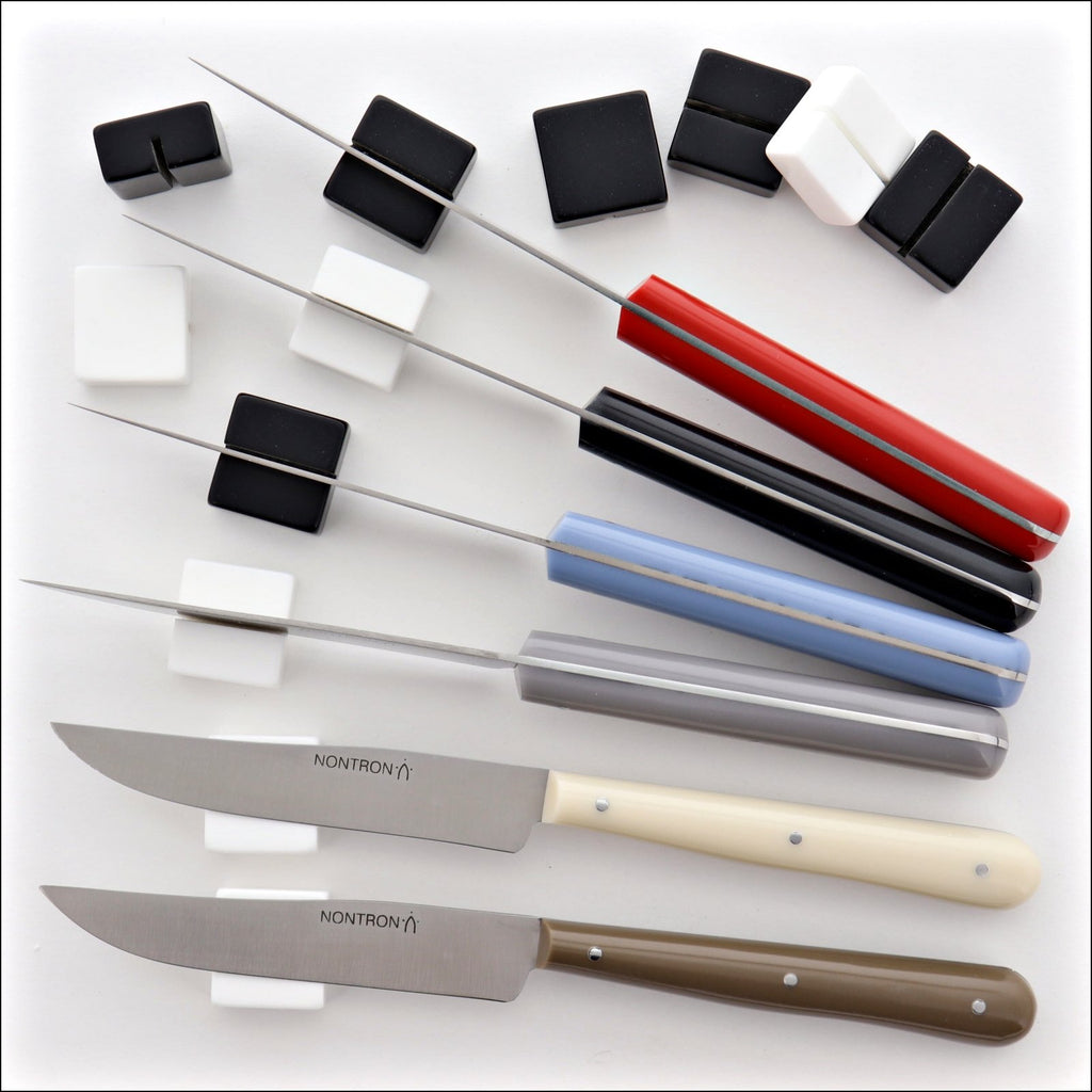 Forge de Laguiole Table knives design Wilmotte grey acrylic