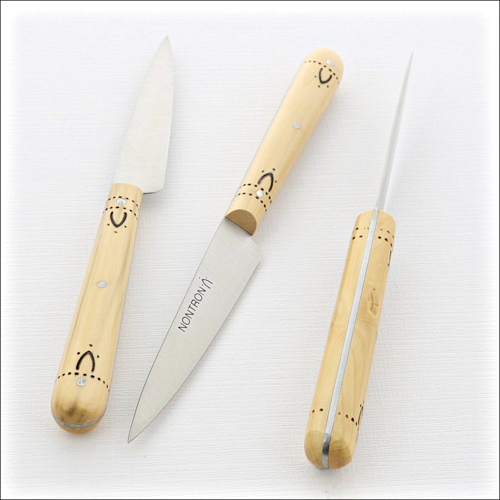 Boxwood Kitchen Knife / High Carbon Steel - 15cm – theARKelements
